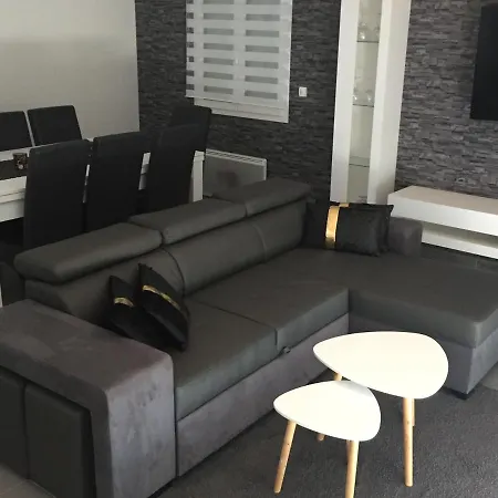 Privative 3 Et Piscine Priv Pres * Carcassonne