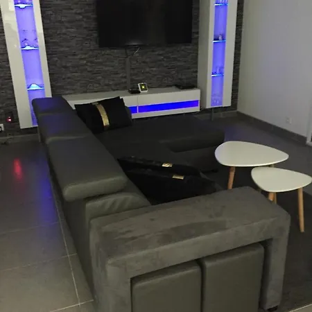 Privative 3 Et Piscine Priv Pres *