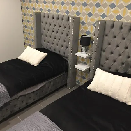 Villa Privative 3 Chambres Avec Piscine Privee Sans Vis A Vis Et Avec Climatisation Pres Carcassonne *